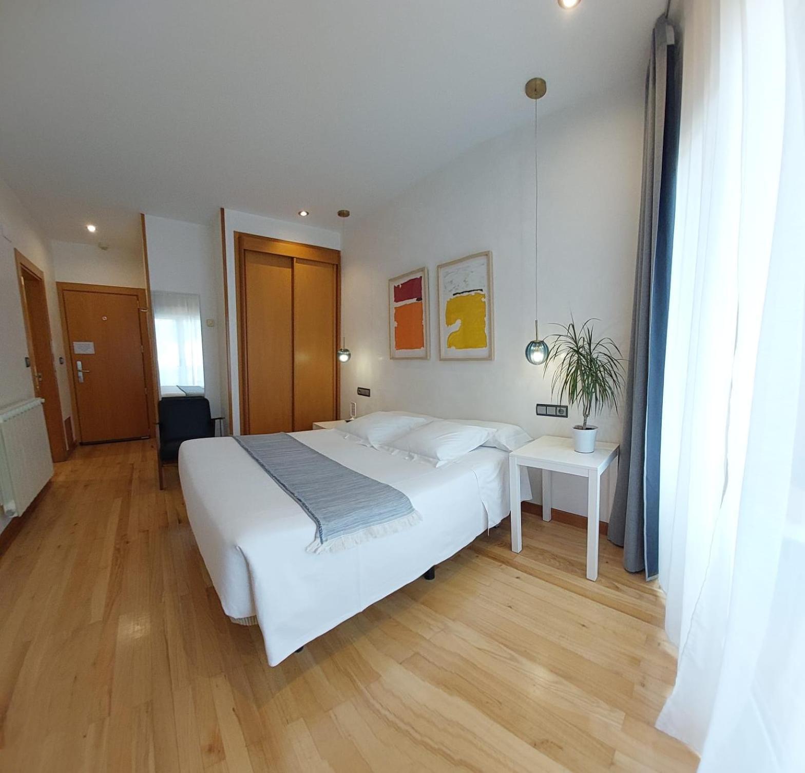Hotel Nochendi Onís المظهر الخارجي الصورة