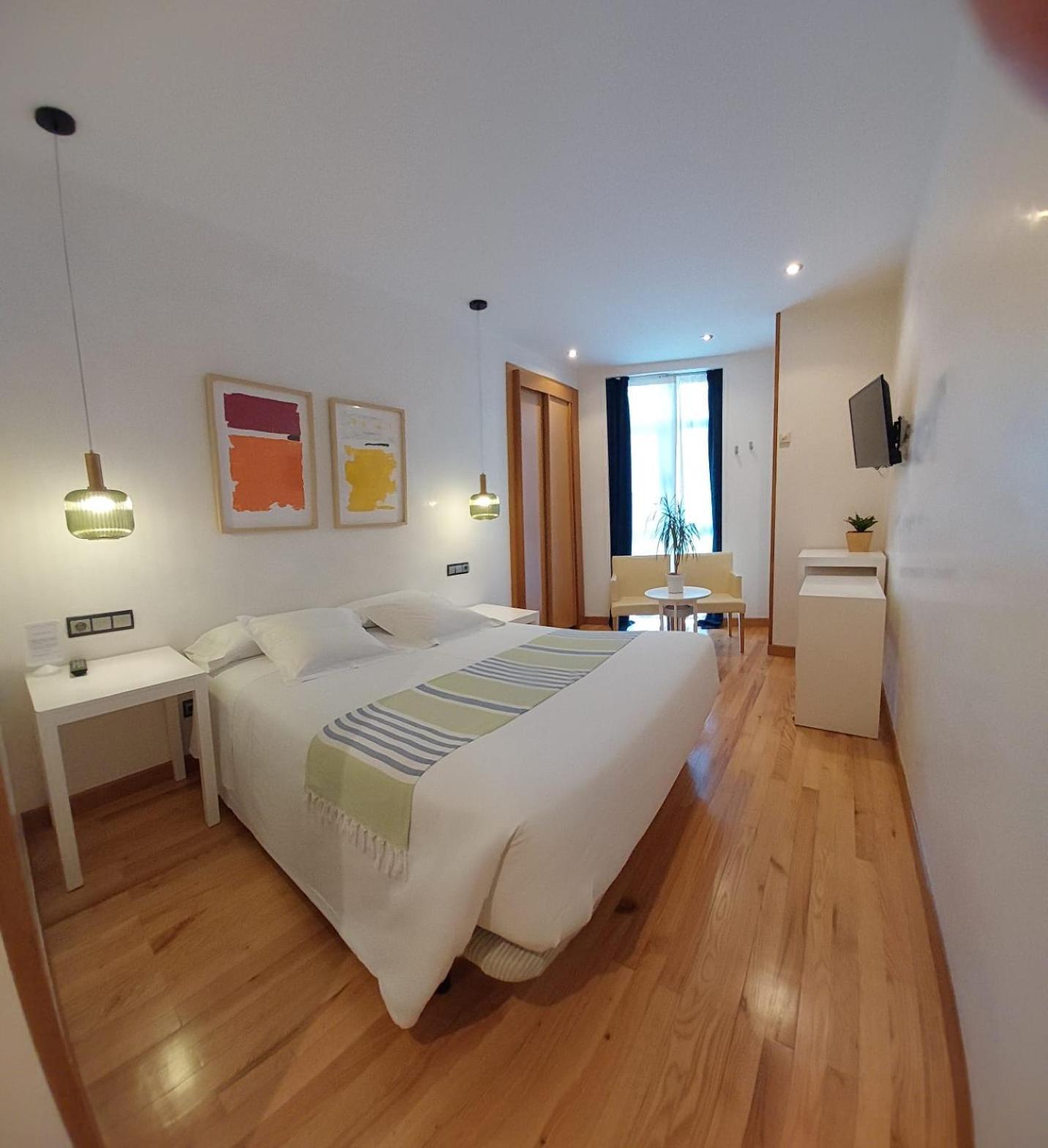 Hotel Nochendi Onís المظهر الخارجي الصورة