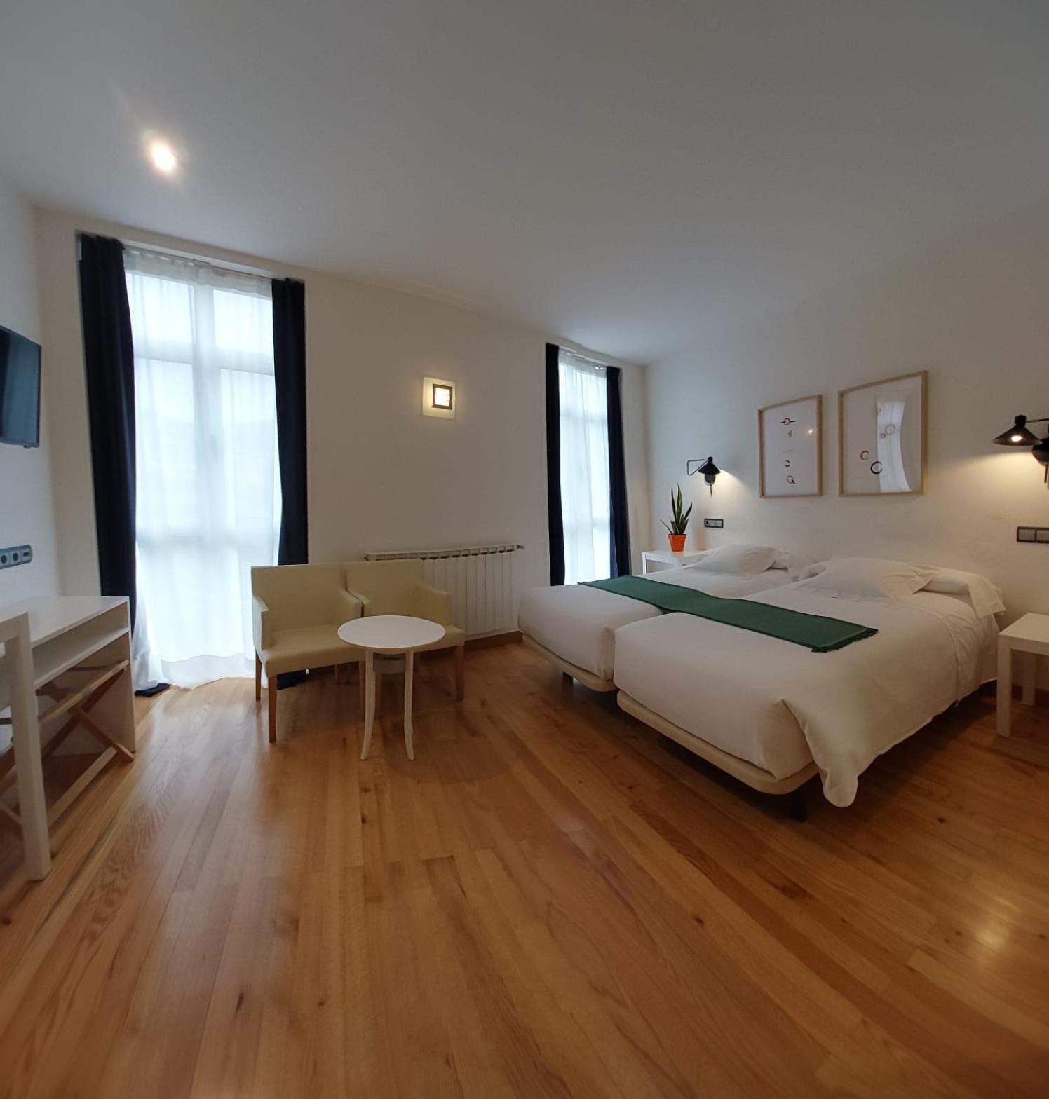 Hotel Nochendi Onís المظهر الخارجي الصورة