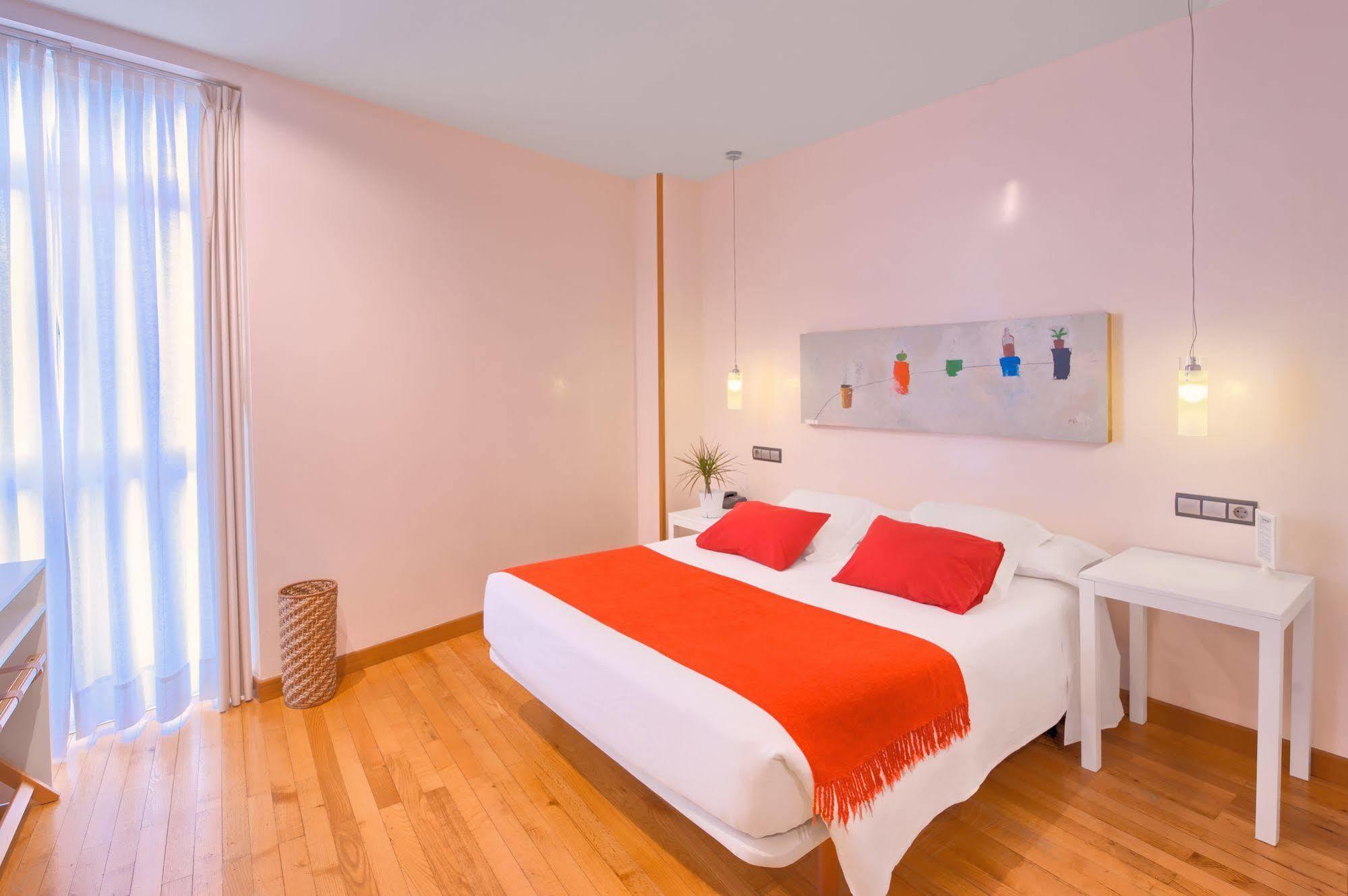 Hotel Nochendi Onís المظهر الخارجي الصورة